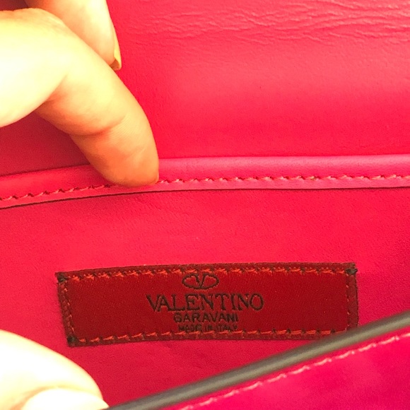 Valentino Garavani Hot Pink Bag - Picture 2 of 5